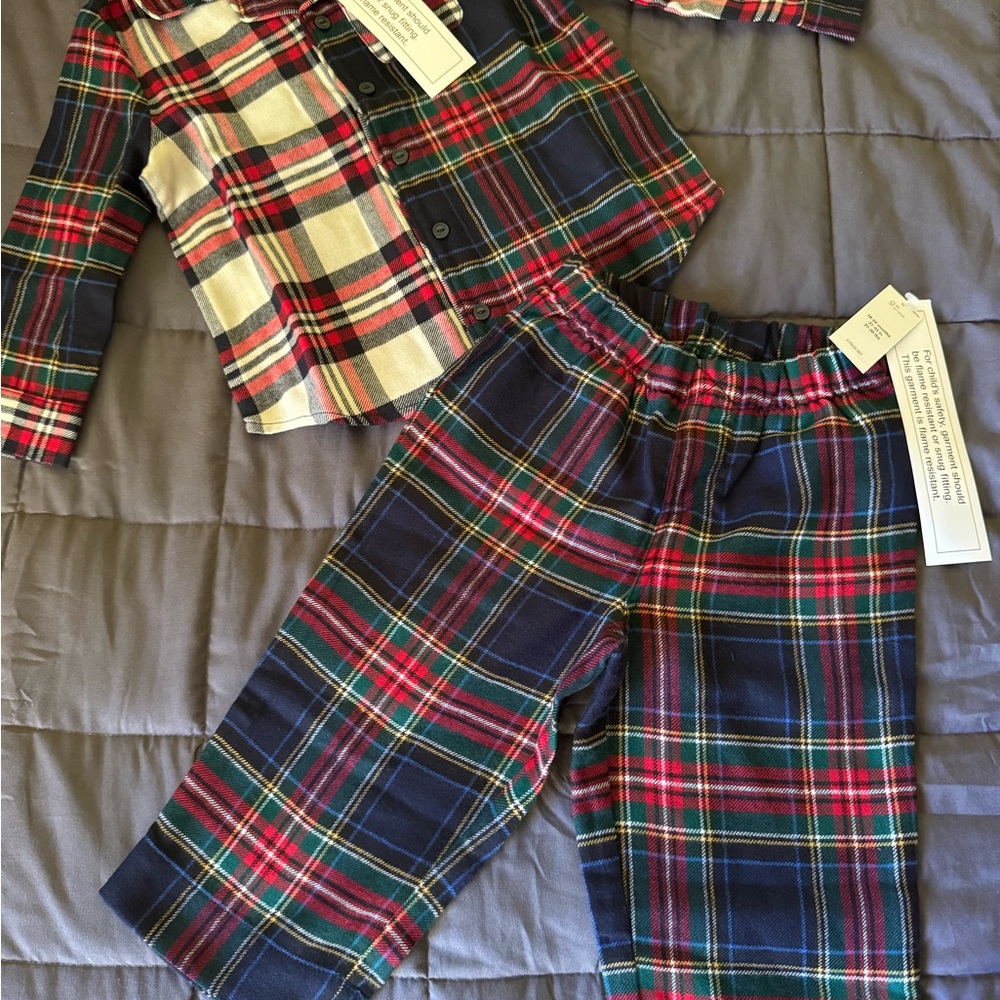 Gap New Christmas pajama set, 18-24 m